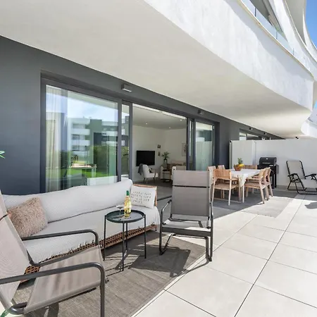 Higueron West Alicia - Modern With Garden & Pool View Fuengirola